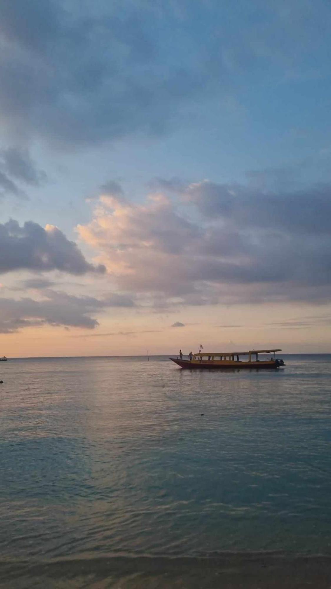 Uncle Hippie'S Dream Hostel Gili Meno Εξωτερικό φωτογραφία