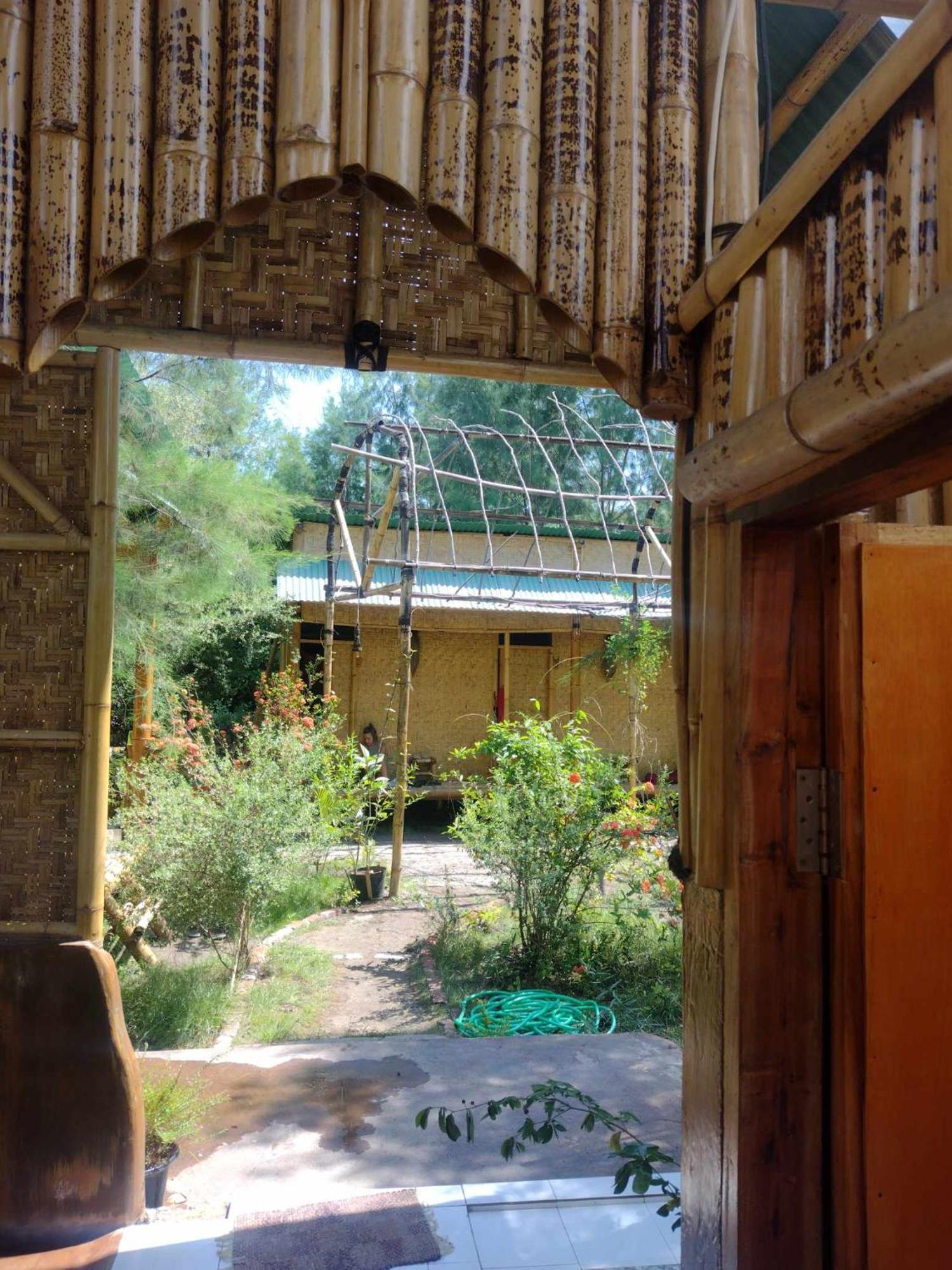 Uncle Hippie'S Dream Hostel Gili Meno Εξωτερικό φωτογραφία