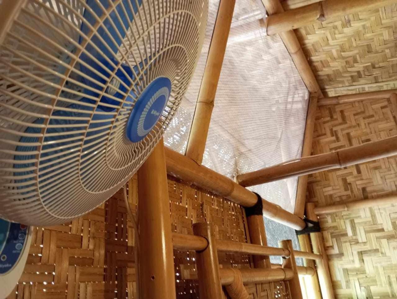 Uncle Hippie'S Dream Hostel Gili Meno Εξωτερικό φωτογραφία